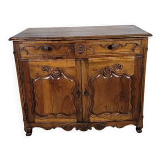Low walnut buffet from the 18th century.