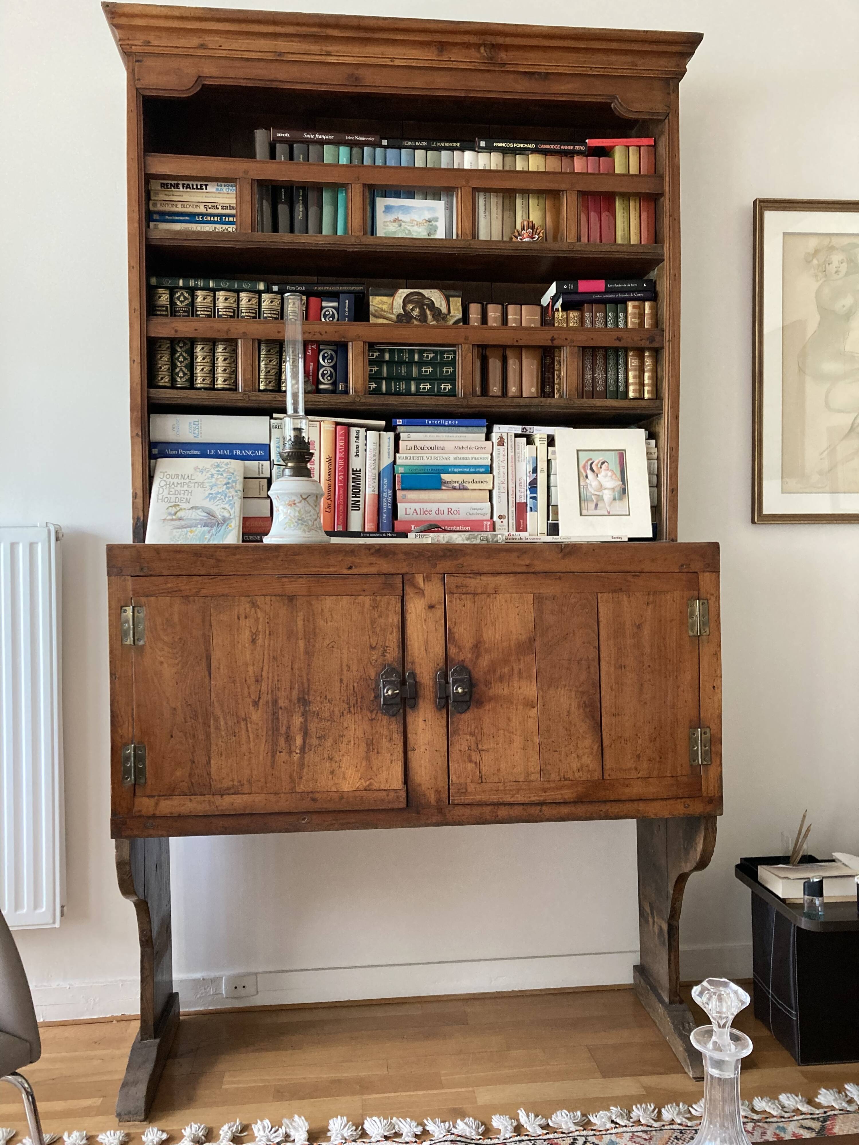 Béarnese cupboard