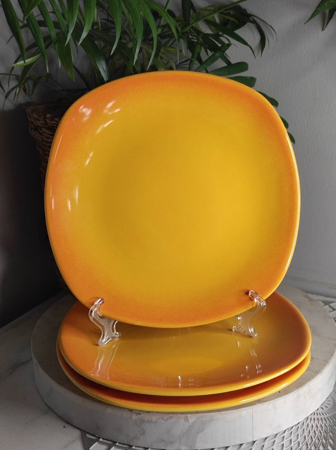 Assiettes à dessert jaunes