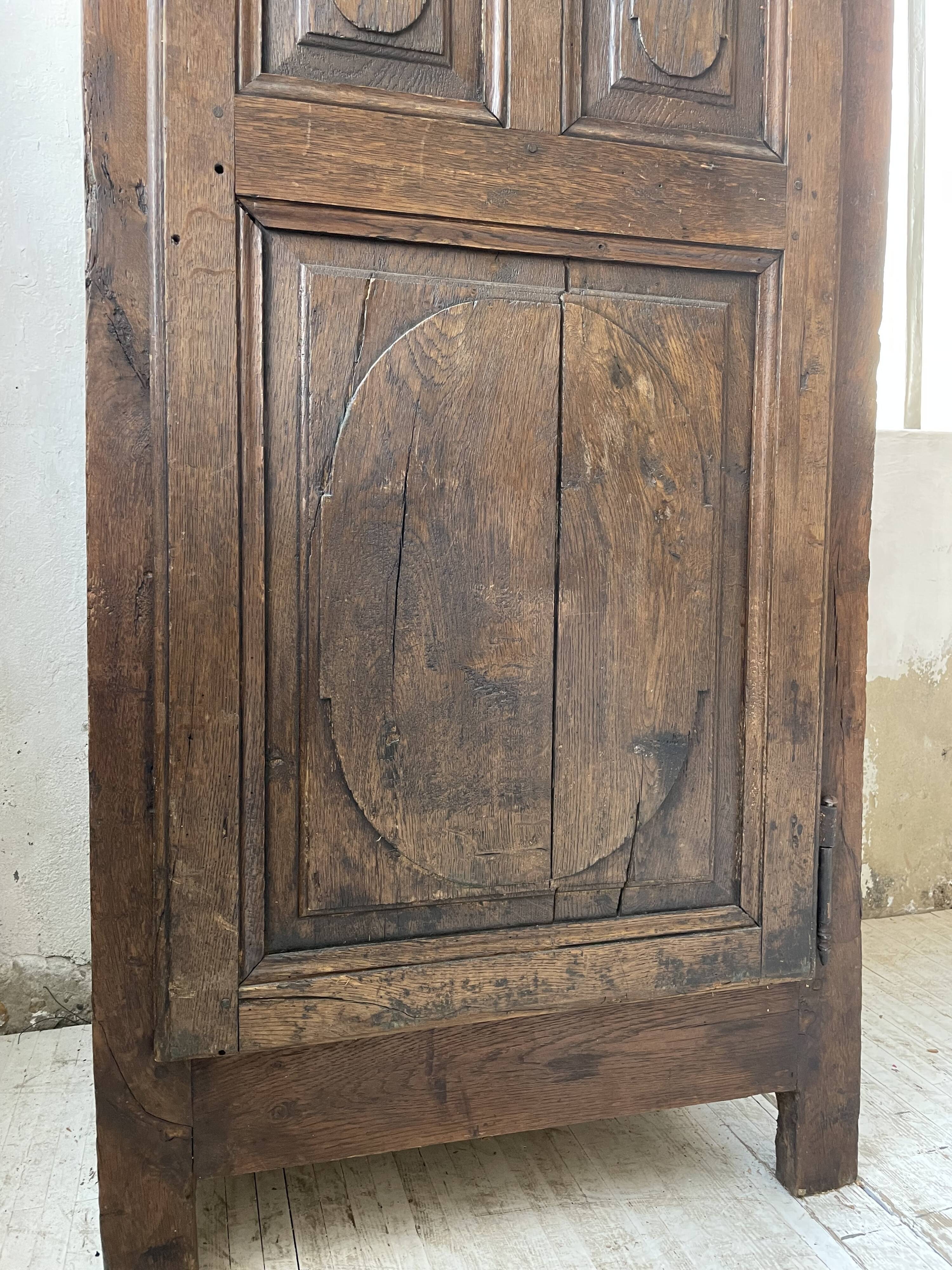 Savoyard solid oak cabinet XVIIIth