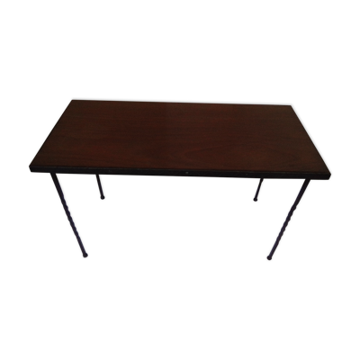 Table basse pieds en fer forgé plateau en bois  77 x 38 cm