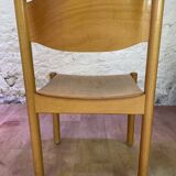 Suite de 6 chaises en bois vintage empilables