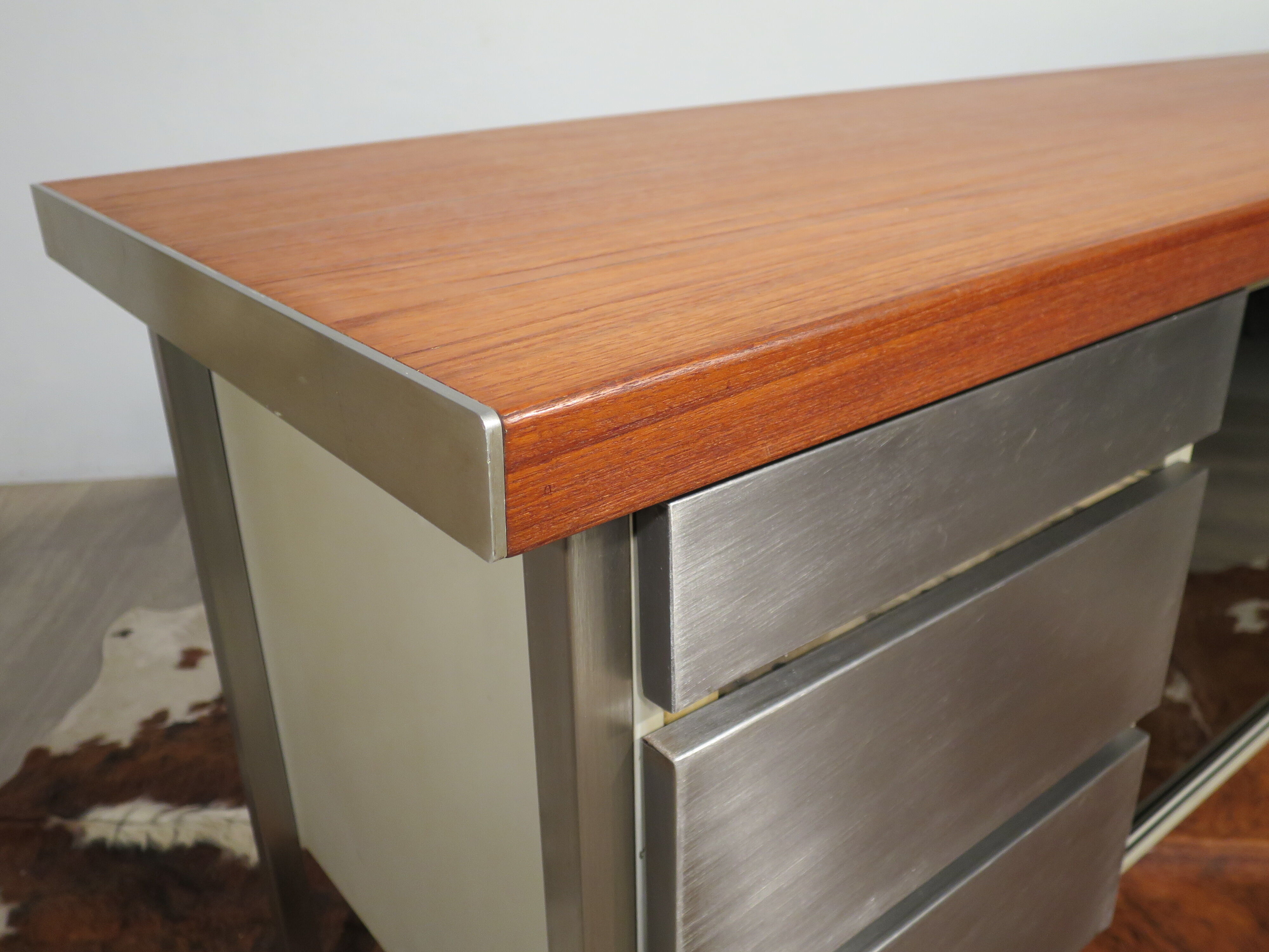 Vinco teak and metal sideboard