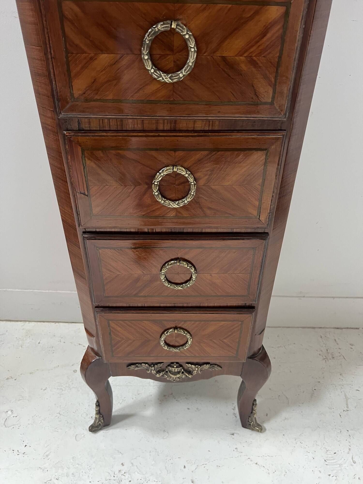 Semainier de style Transition en placage de bois, XXème siècle