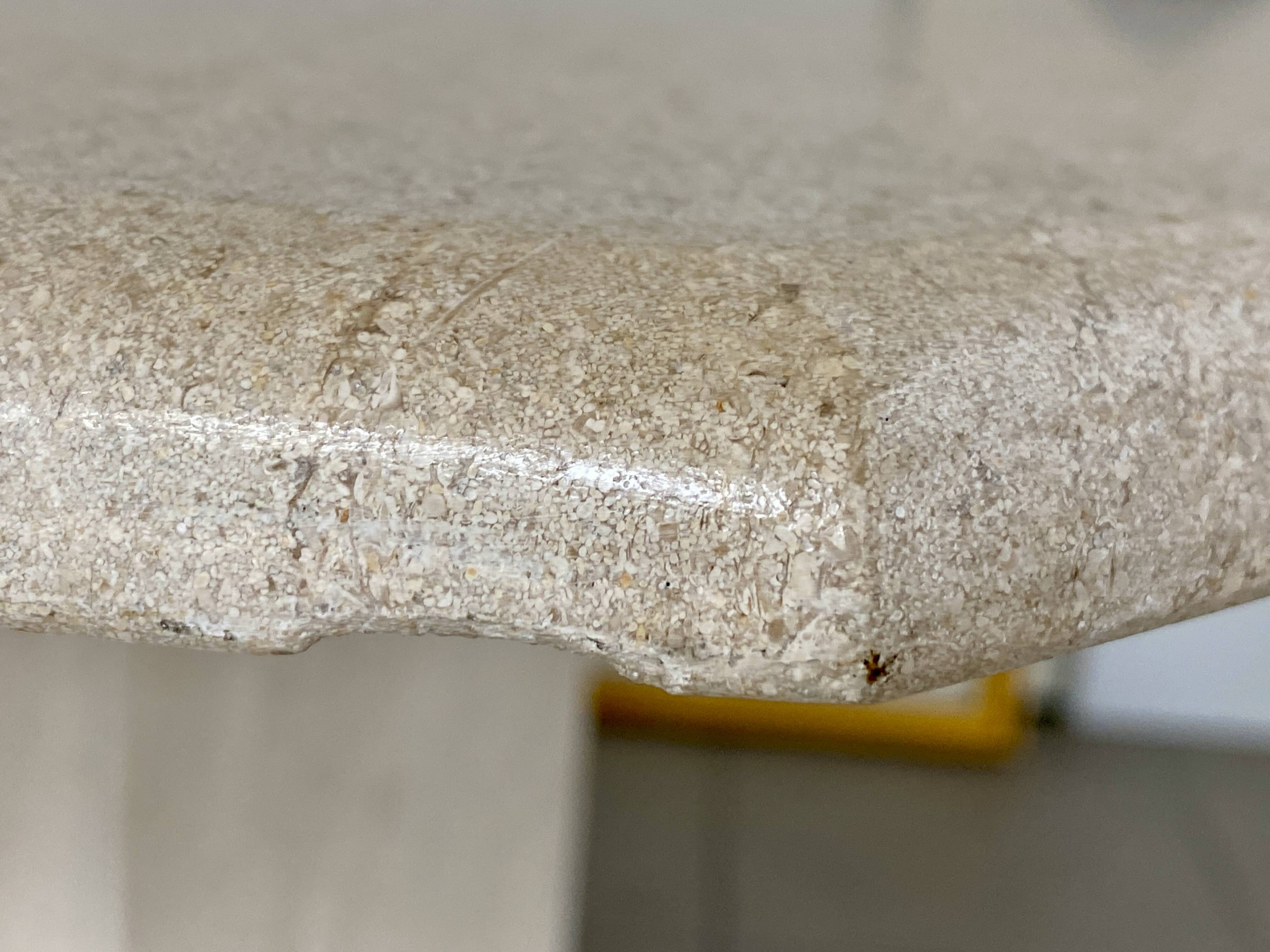 Table en travertin vintage