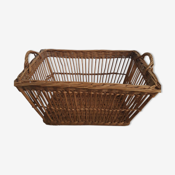 Vintage laundry basket