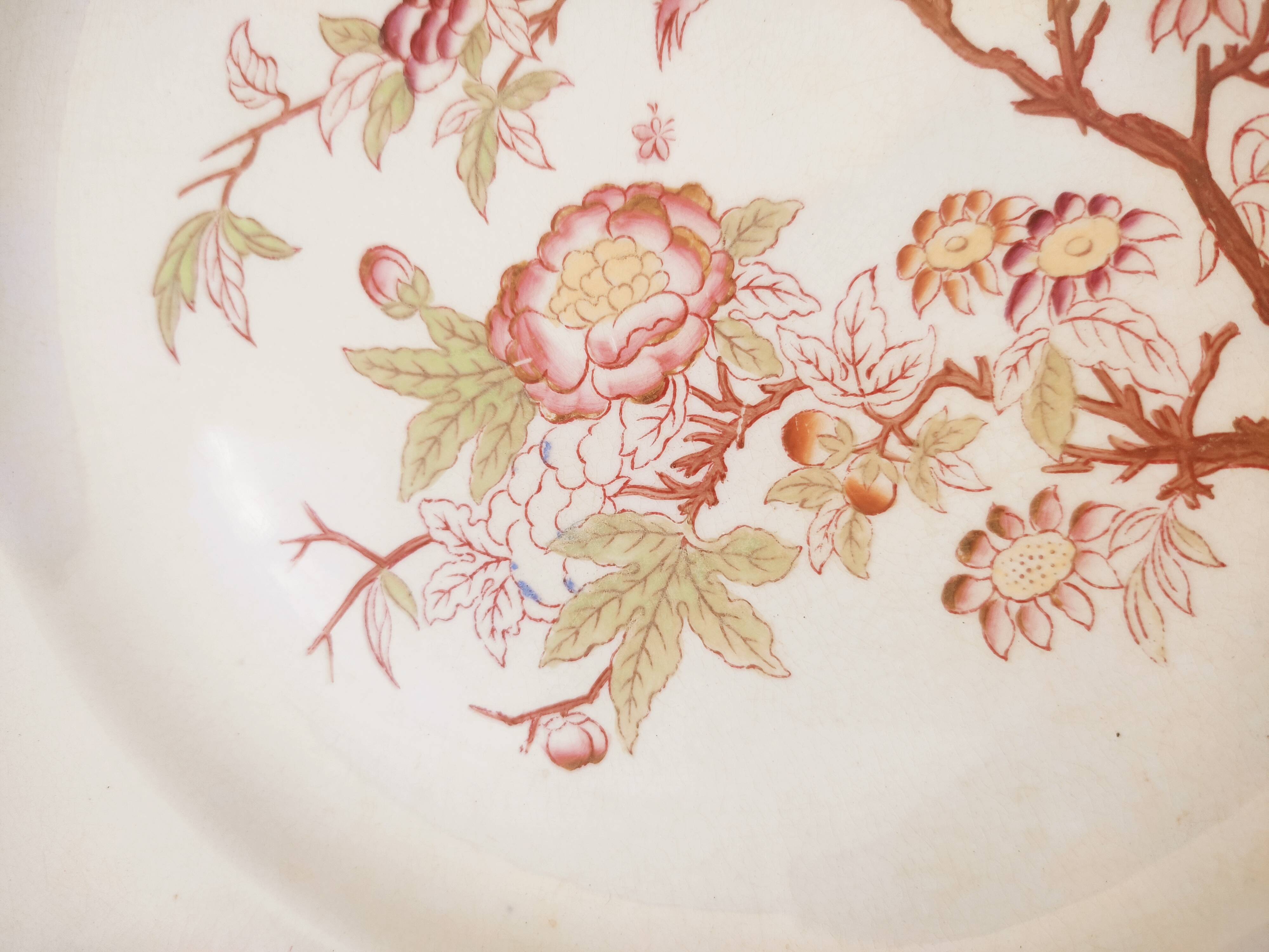 8 flat plates Sarreguemines décor Minton