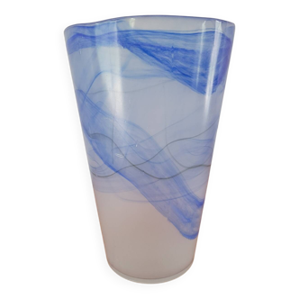 Vase the rock
