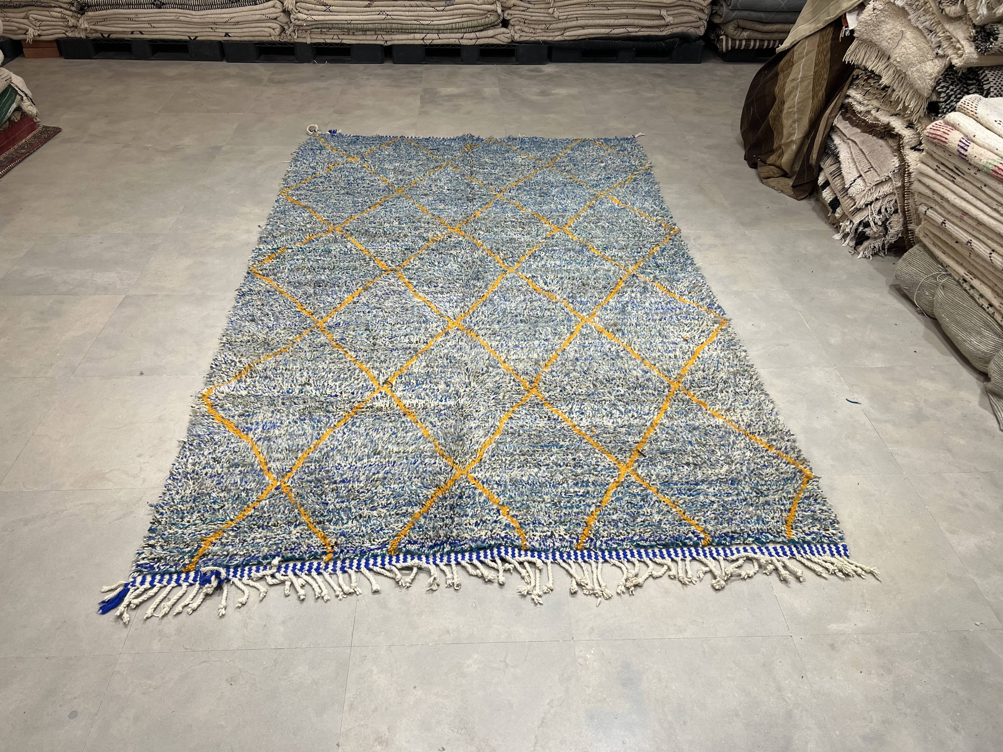 Colorful wool carpet 322x200cm