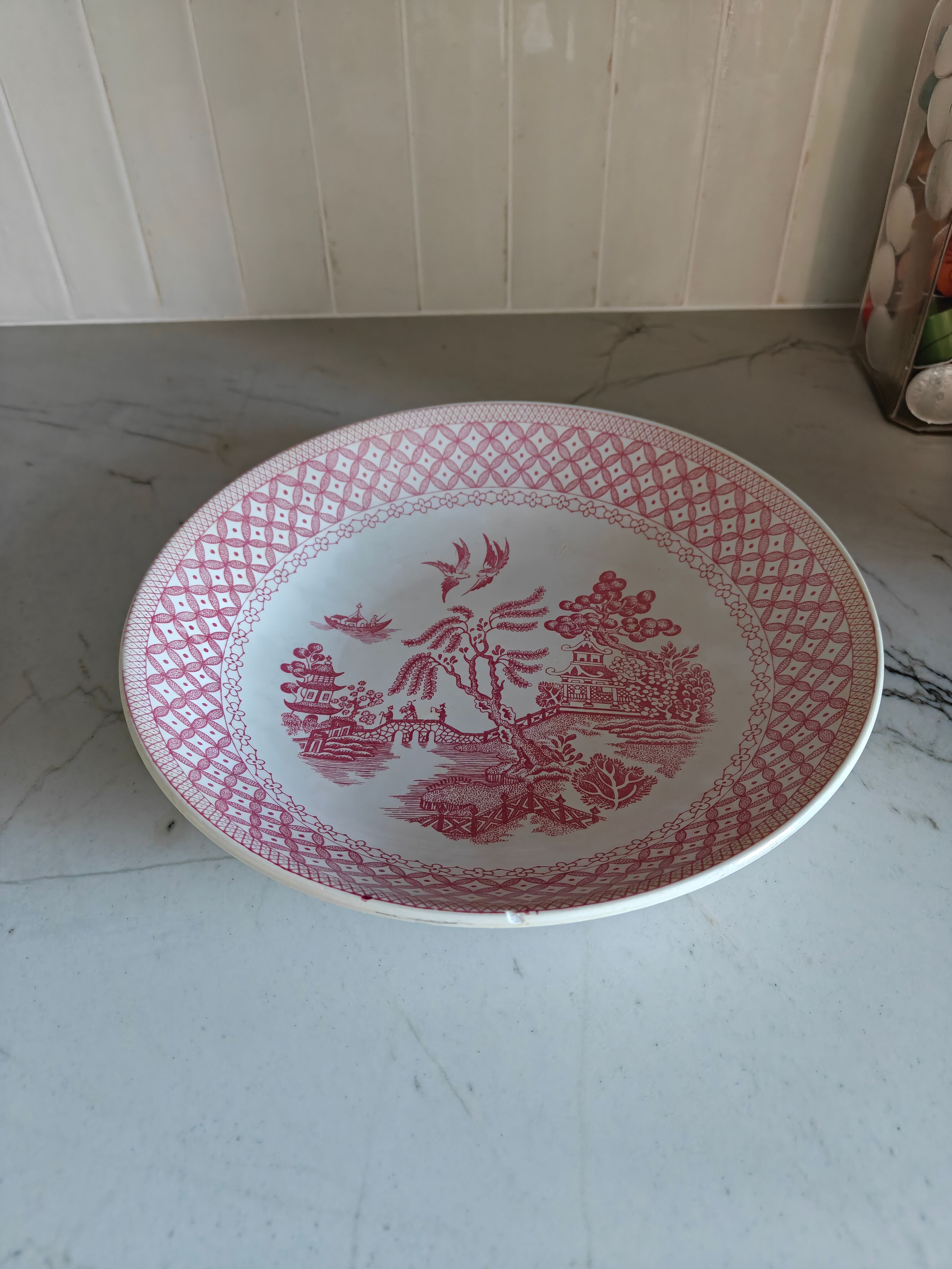 Shallow dish