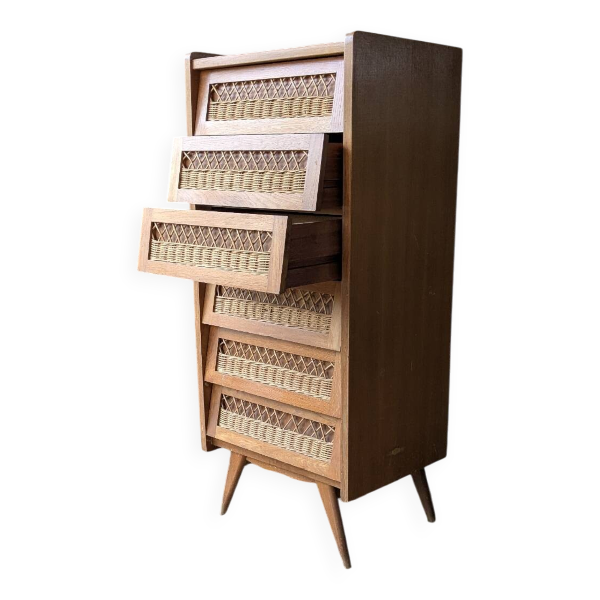 Vintage chest of drawers