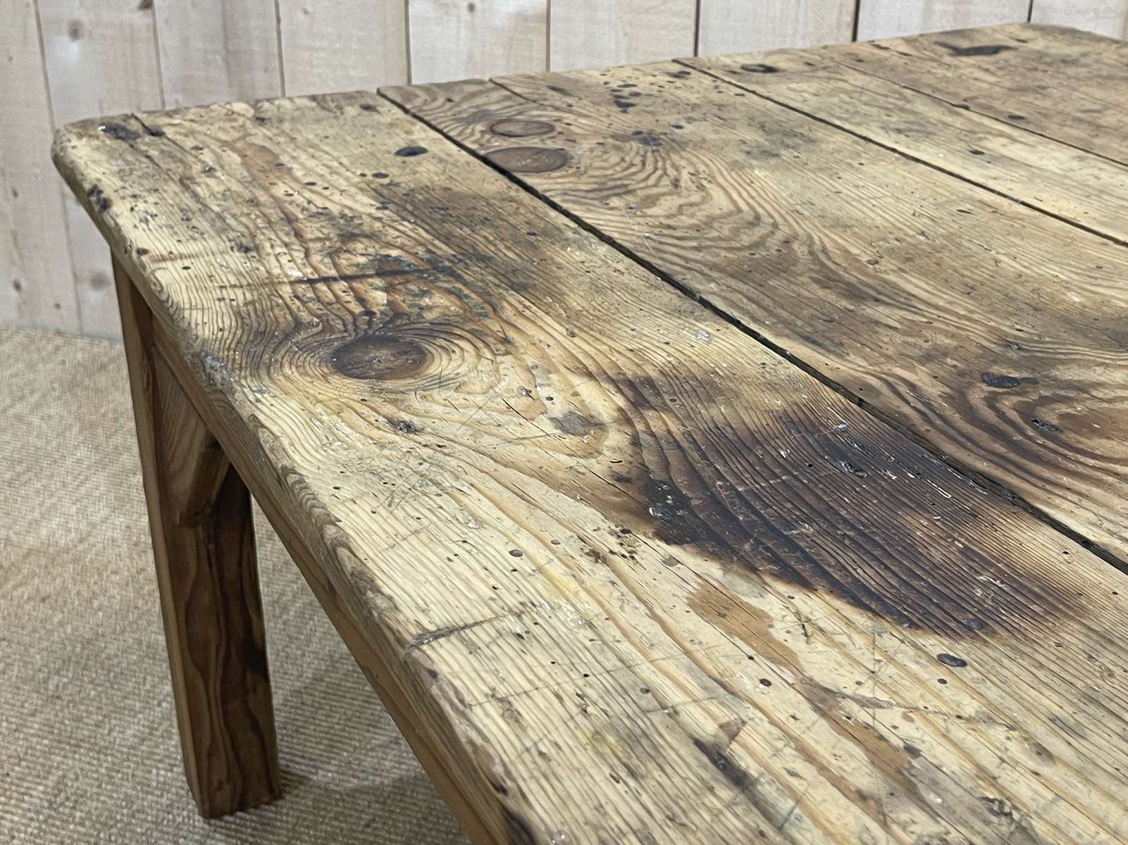 Coffee table in fir early XXth