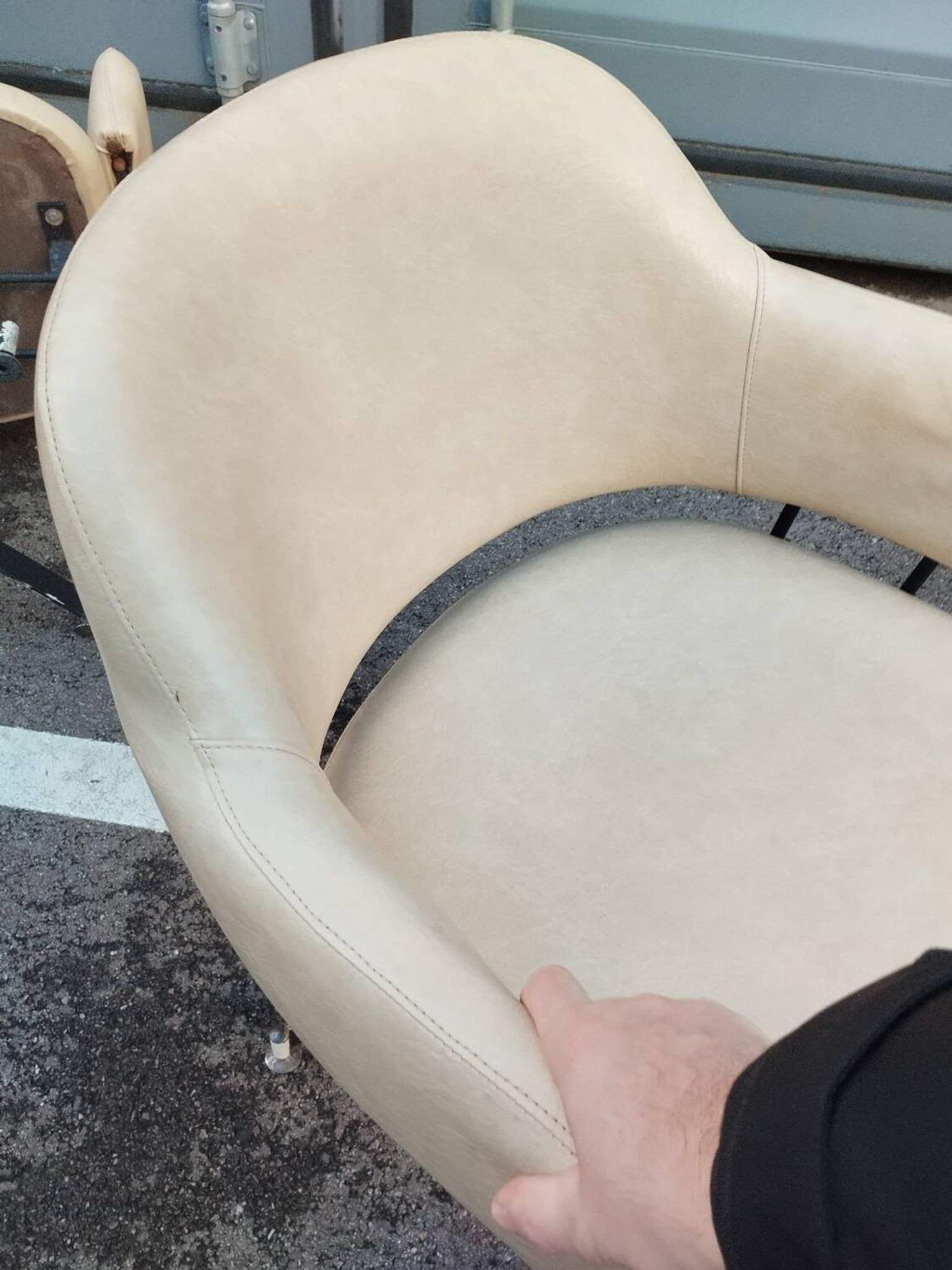 Paire de fauteuils anciens vintage
