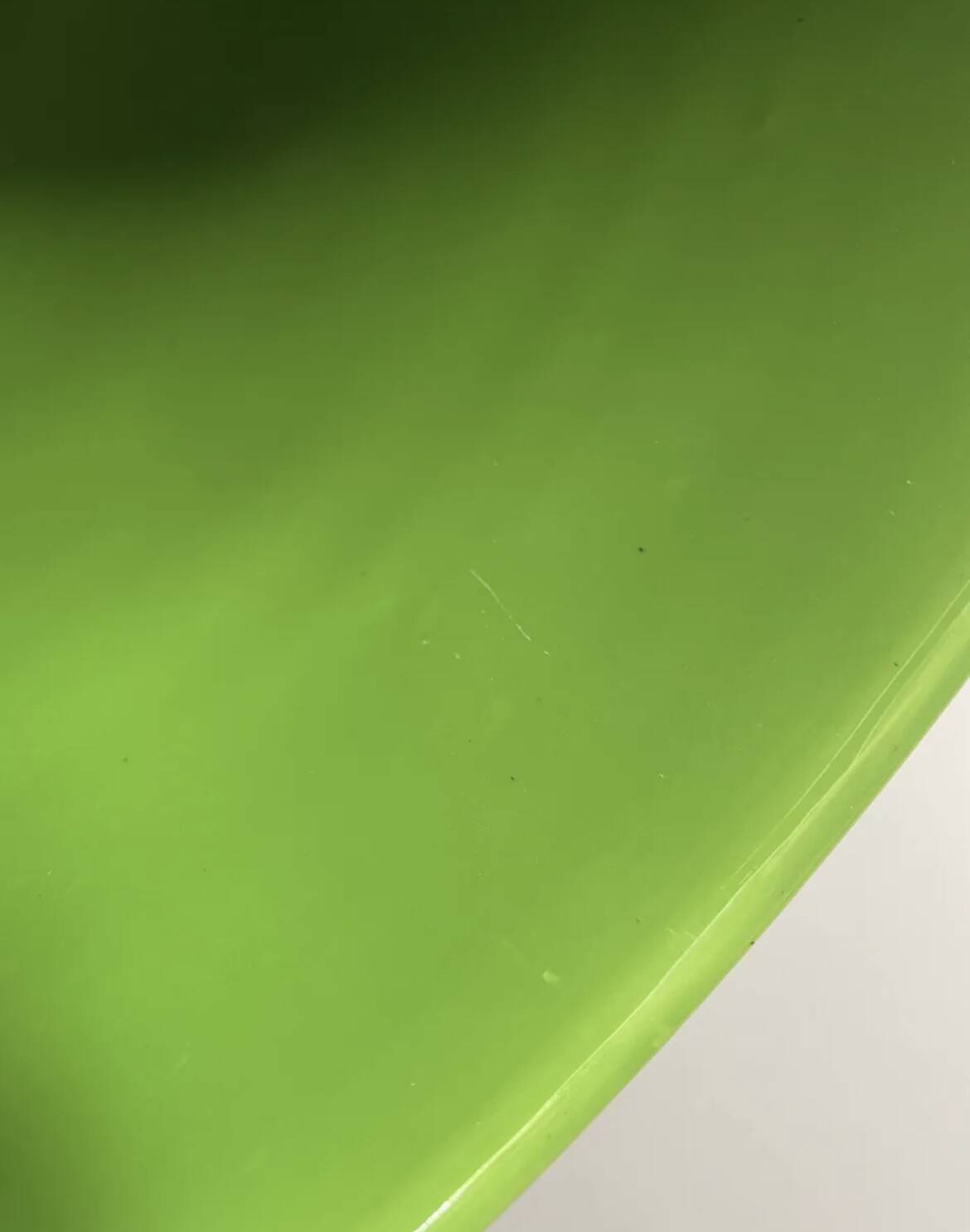 Glazed green cache-pot
