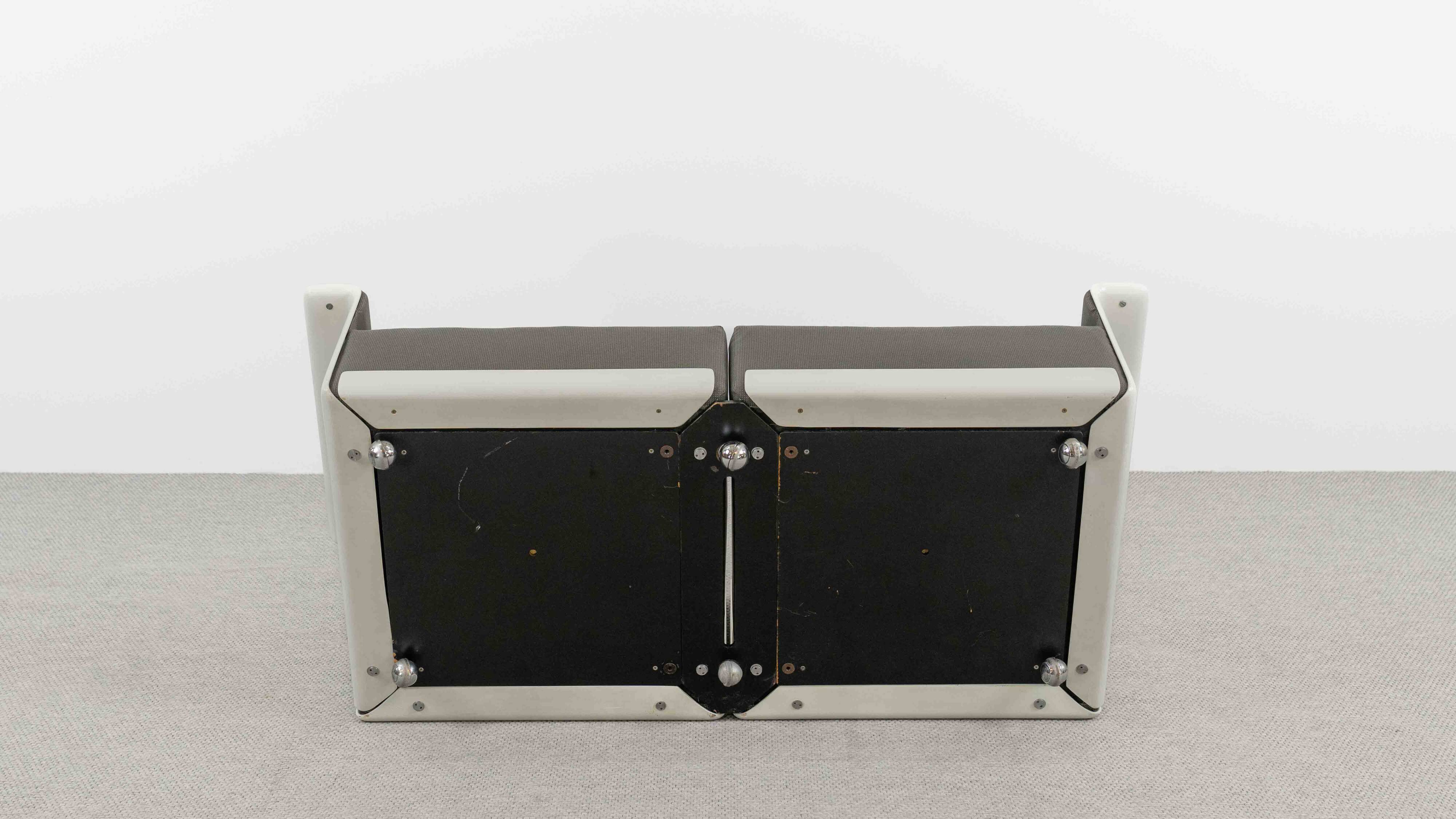Vitsoe seatgroup by dieter rams, model 620, easychair+sofa