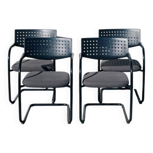 Suite de 4 chaises Visavis