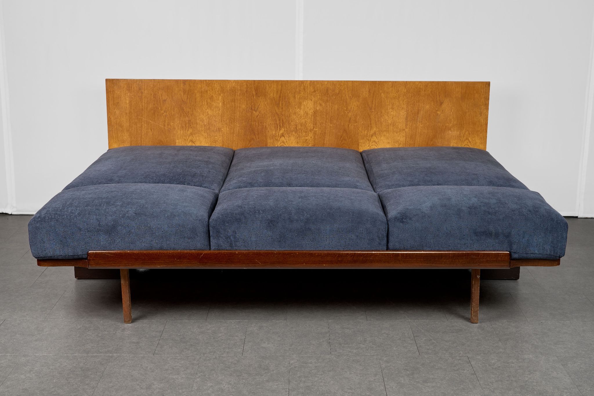 Art Déco sofabed by Jindřich Halabala for UP Závody, 1950s, Czechoslovakia