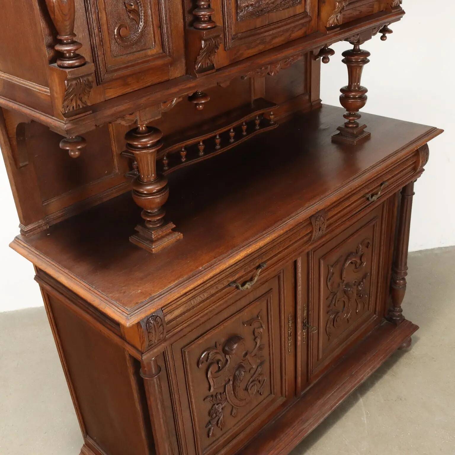 Antique neo-Renaissance oak buffet, France, 19th century.