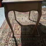 Cabaret style table