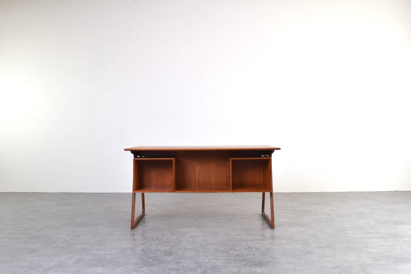 Mid-Century Danish Teak Executive Desk by Svend Åge Madsen for H.P. Hansen,