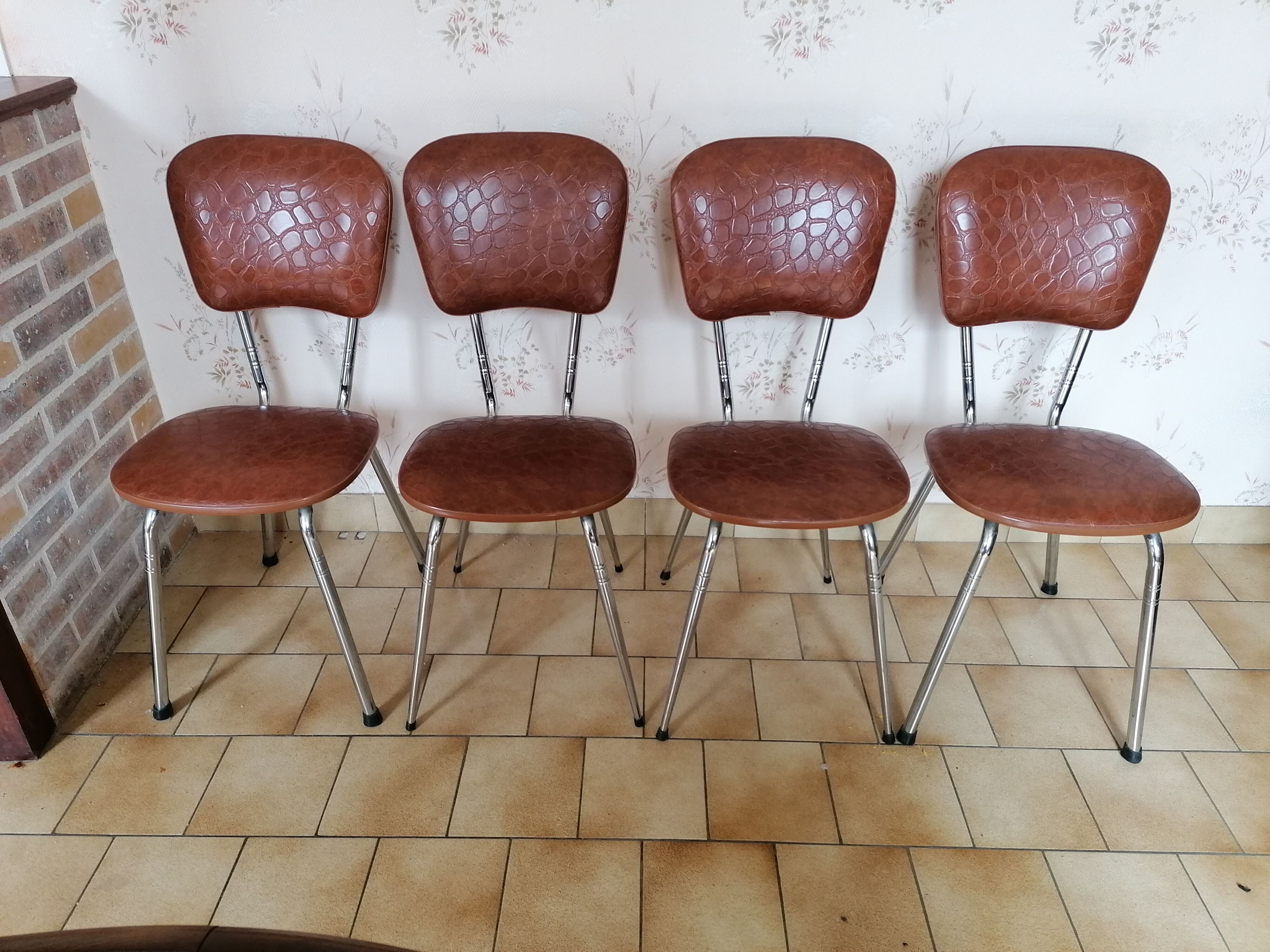 Vintage skai chairs