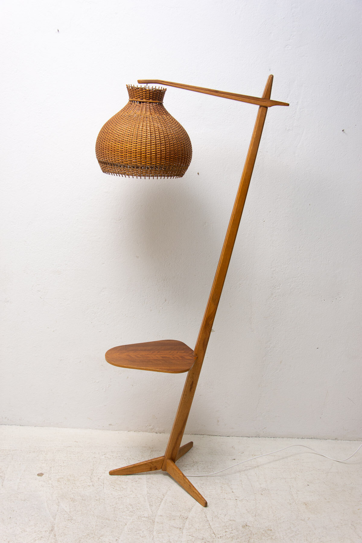 Mid century single floor lamp from Krasna Jizba, 1950´s, Czechoslovakia