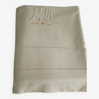 Metis sheet with embroidered patterns with color and ym monogram