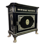 Meuble style Napoléon III "Boulle" en bois laqué