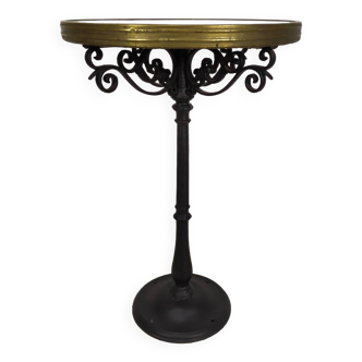 Marble bistro pedestal table