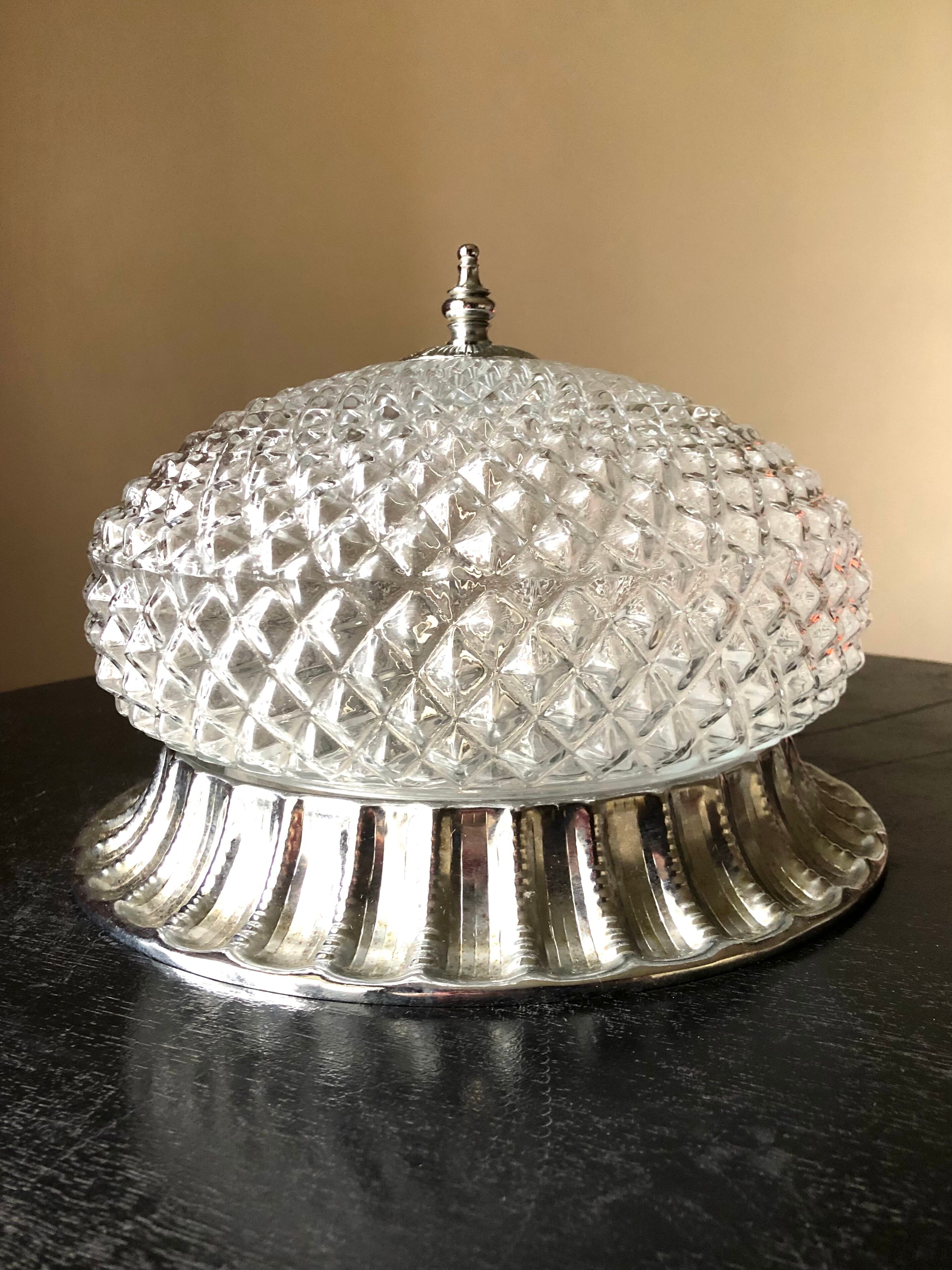Sea urchin-tipped ceiling lamp with diamond-tipped glass