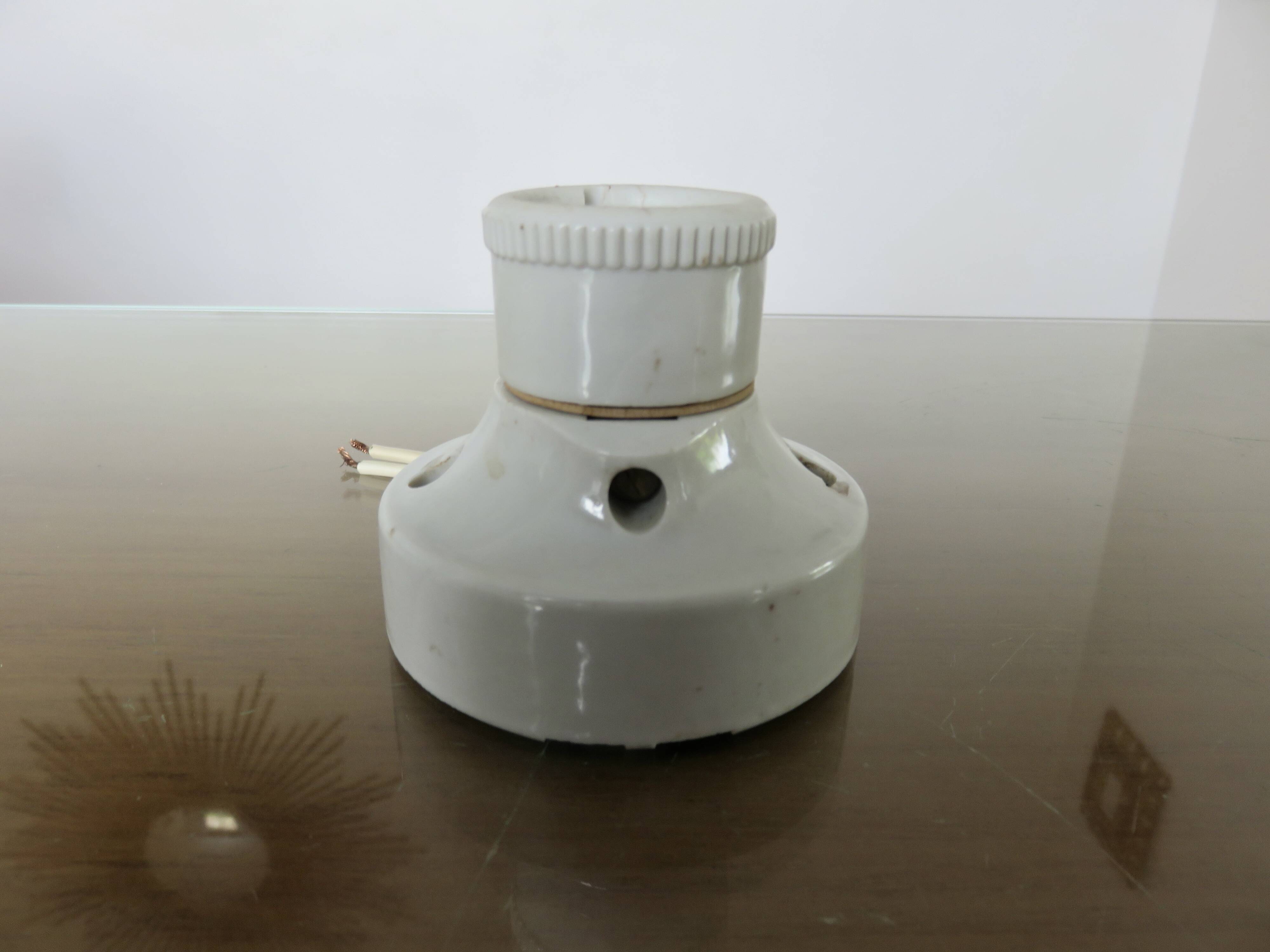 Art deco porcelain wall light, 1930s