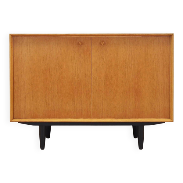 Enfilade en frêne, design suédois, années 1970, production : Suède