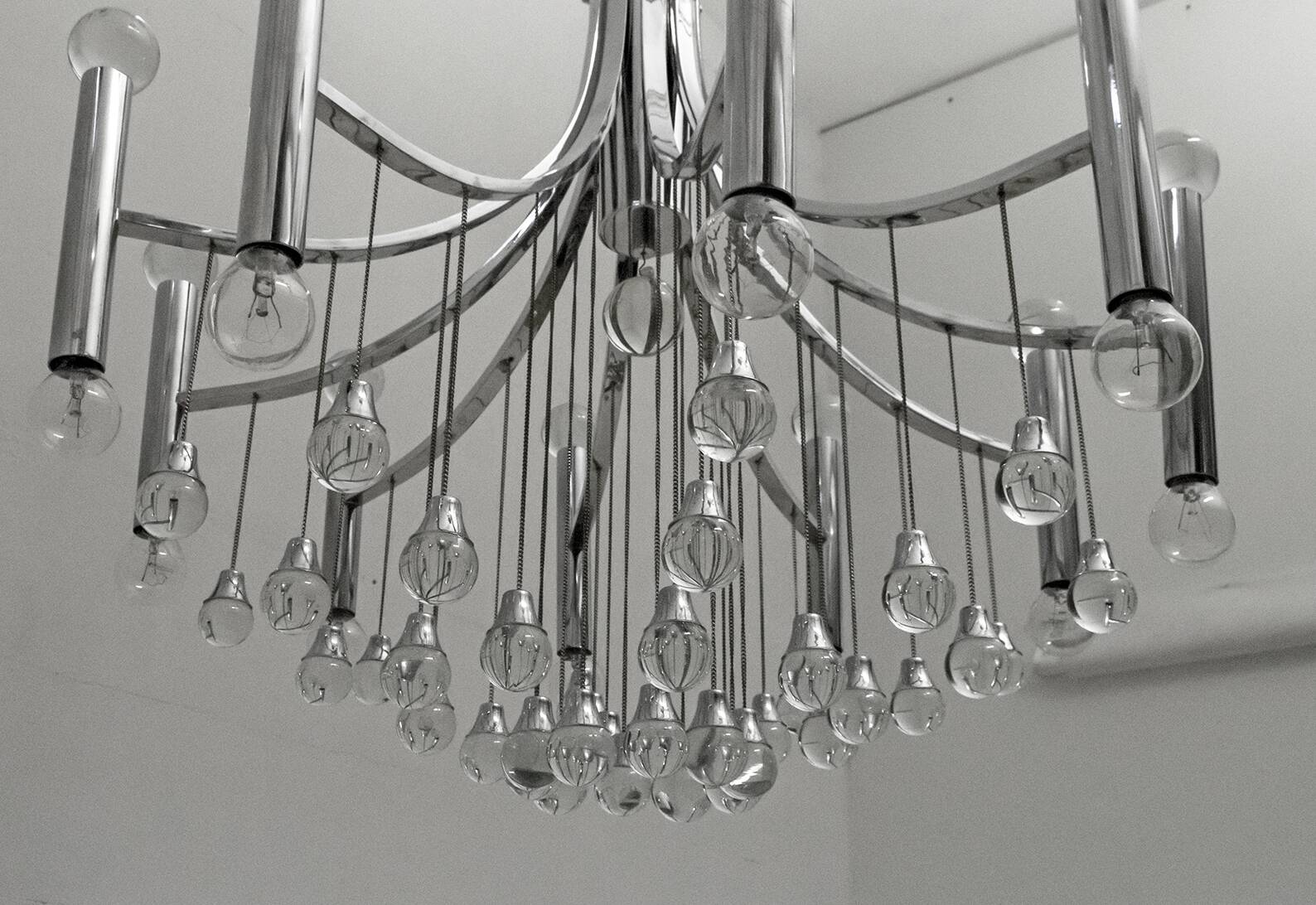 Mid-Century Modern Italian Chrome and Glass Chandelier, 1970