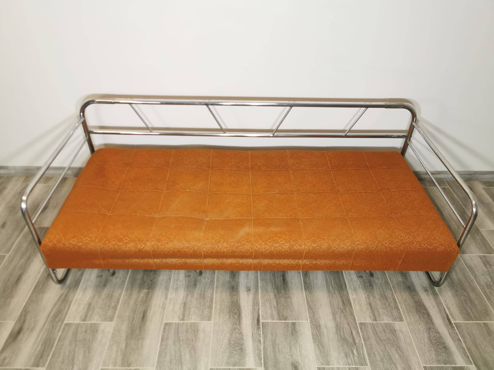 Bauhaus Chrome Sofa by Robert Slezak for Slezak Factories