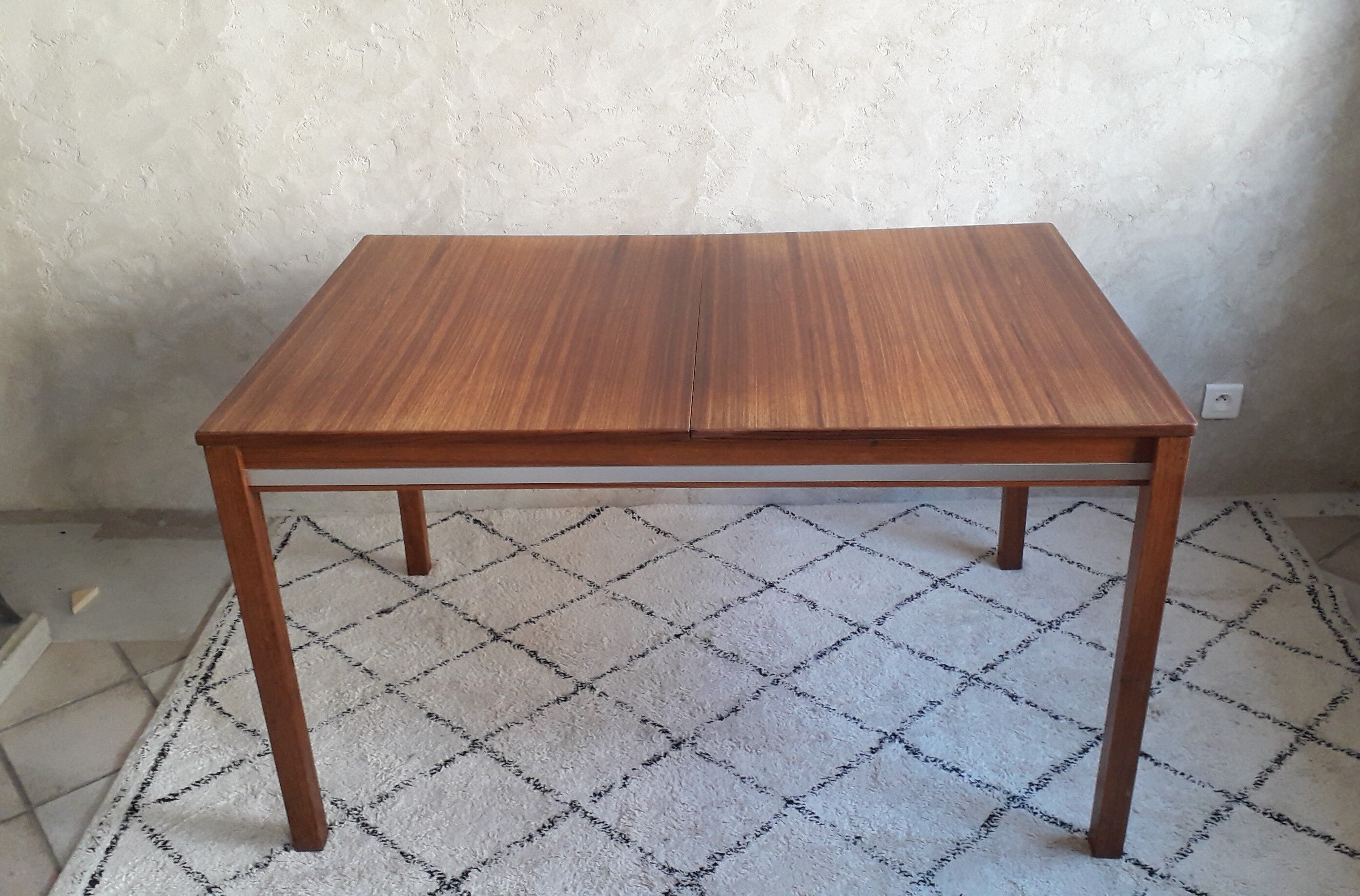 Teak table