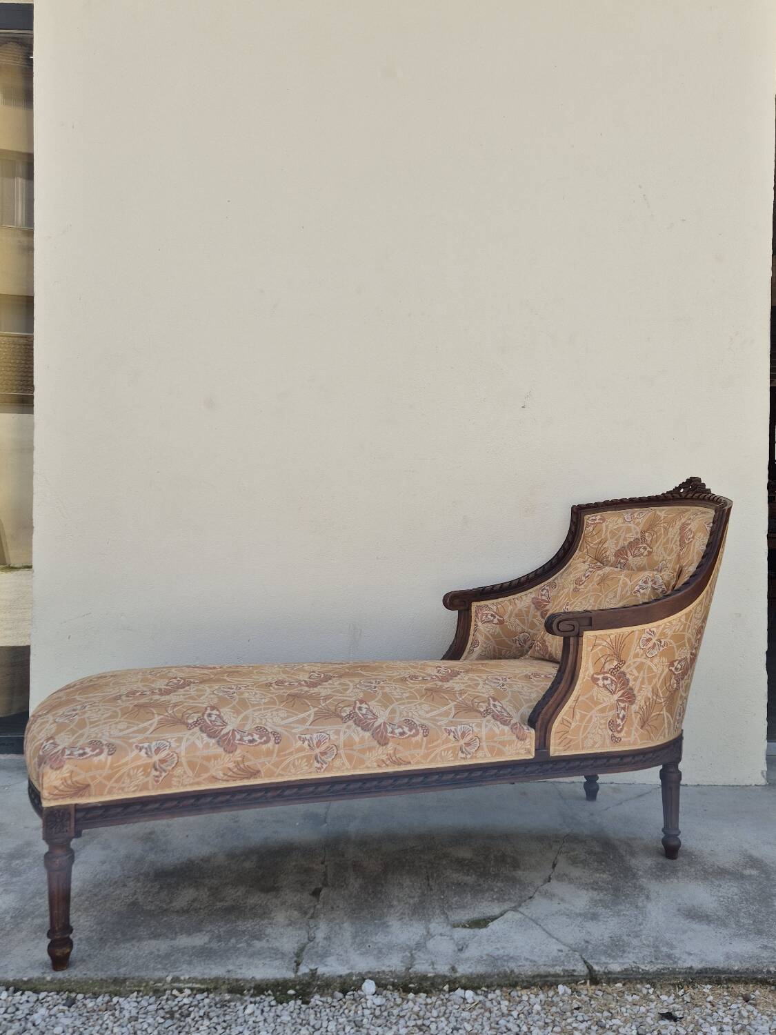 Chaise longue decorated with butterflies in Louis XVI style from the Napoleon III period
