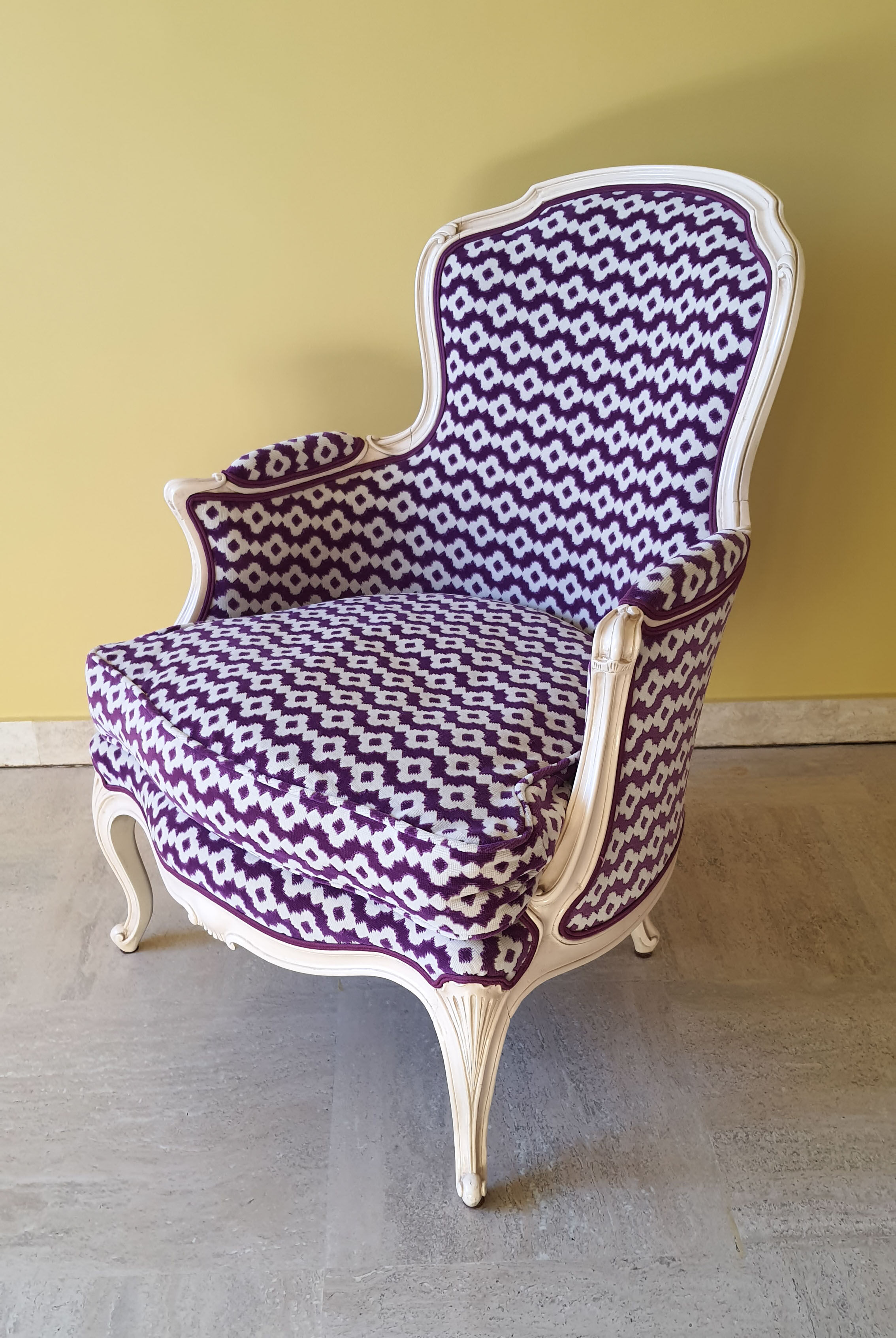 Louis XV shepherdess armchair reupholstered