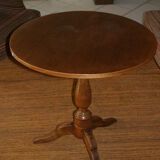 Swivel side table in fruit wood