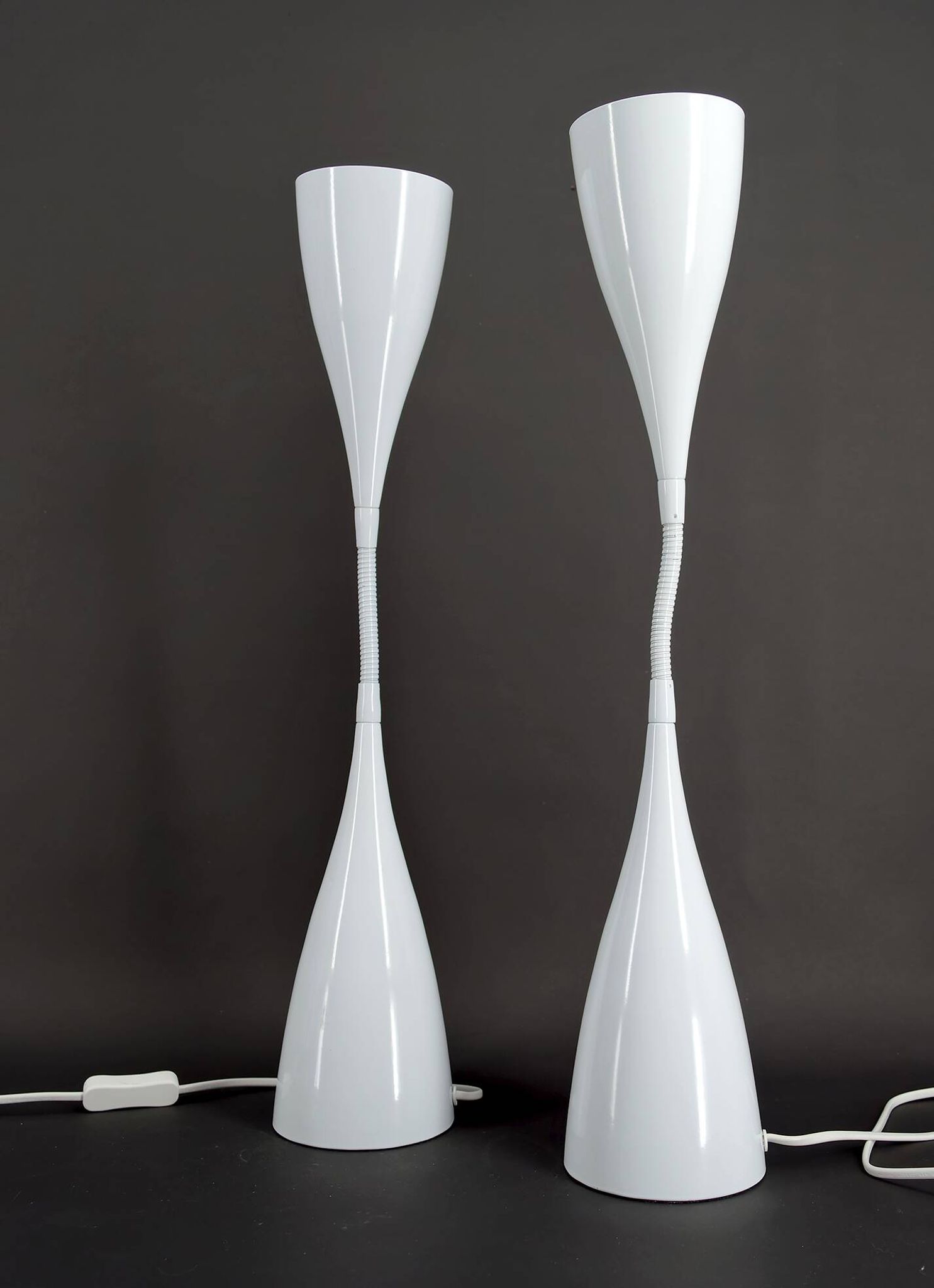 Pair of Vintage Design Lamps in White Enameled Sheet Metal, circa 1970