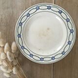 Lot 6 mismatched iron earth dessert plates