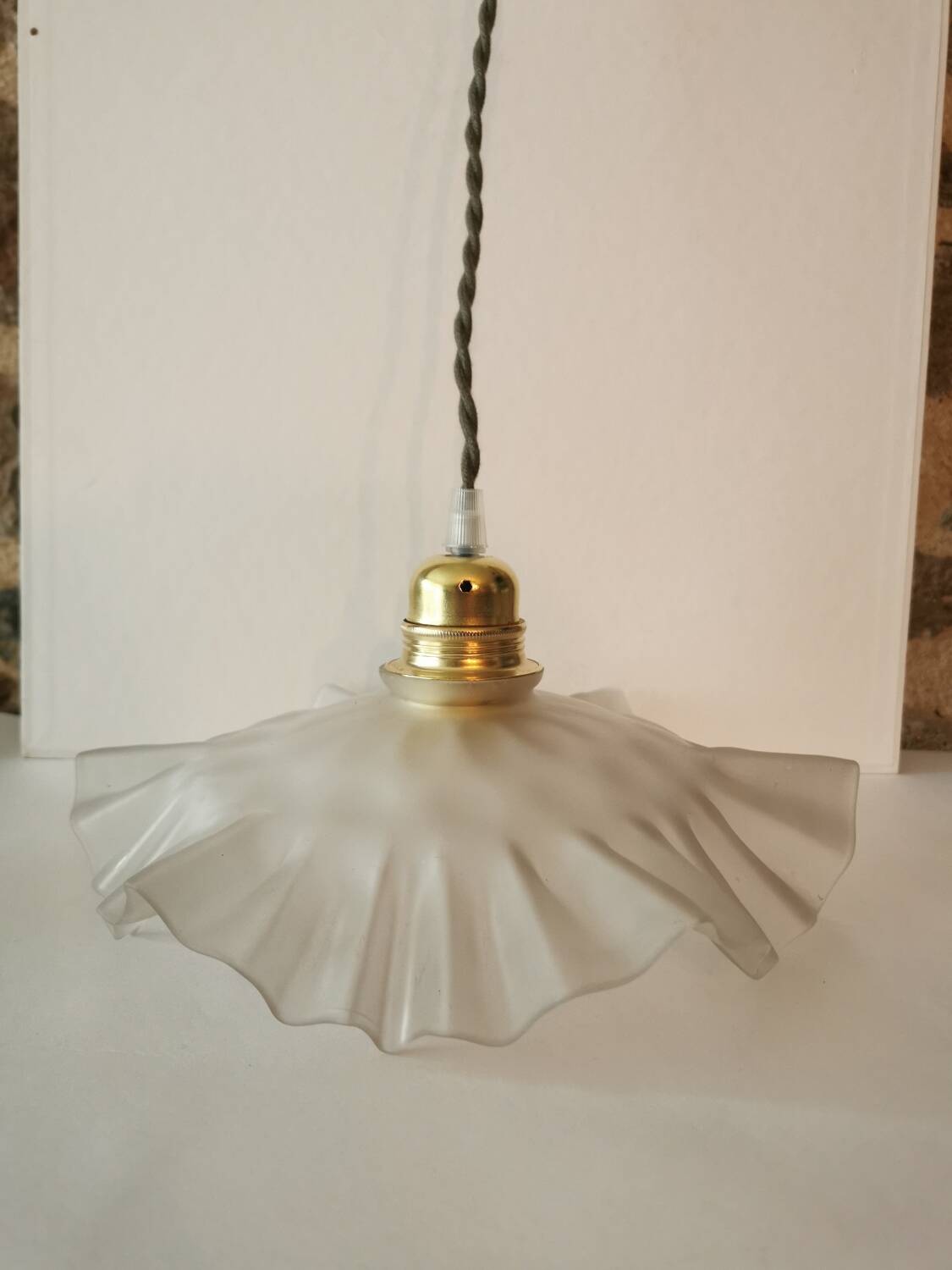 Opaline pendant light, khaki twisted cables