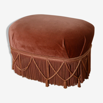 Pink velvet ottoman