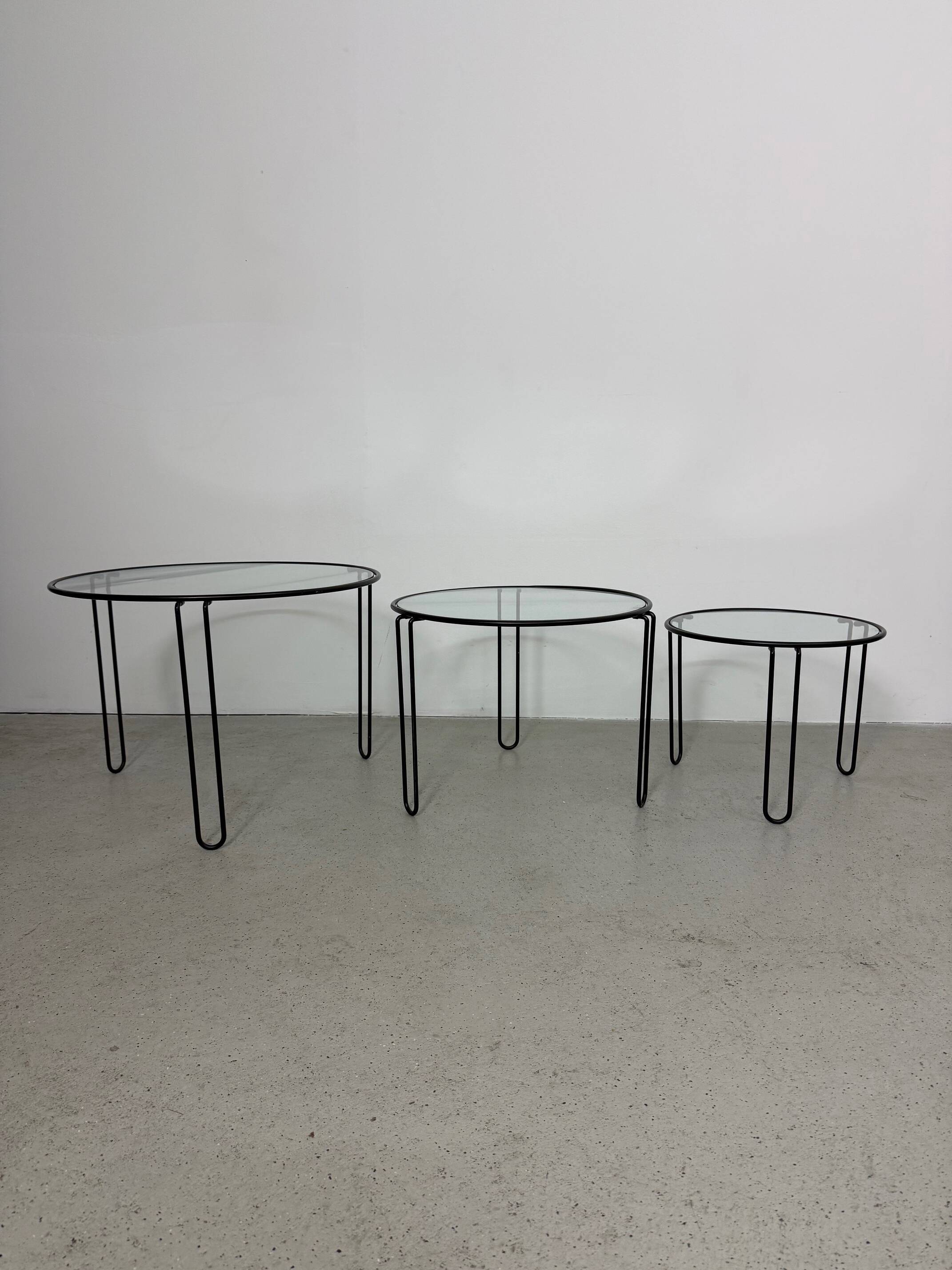 Set of 3 Minimalist Wire and Glass Nesting Tables, 1970s - 1980s