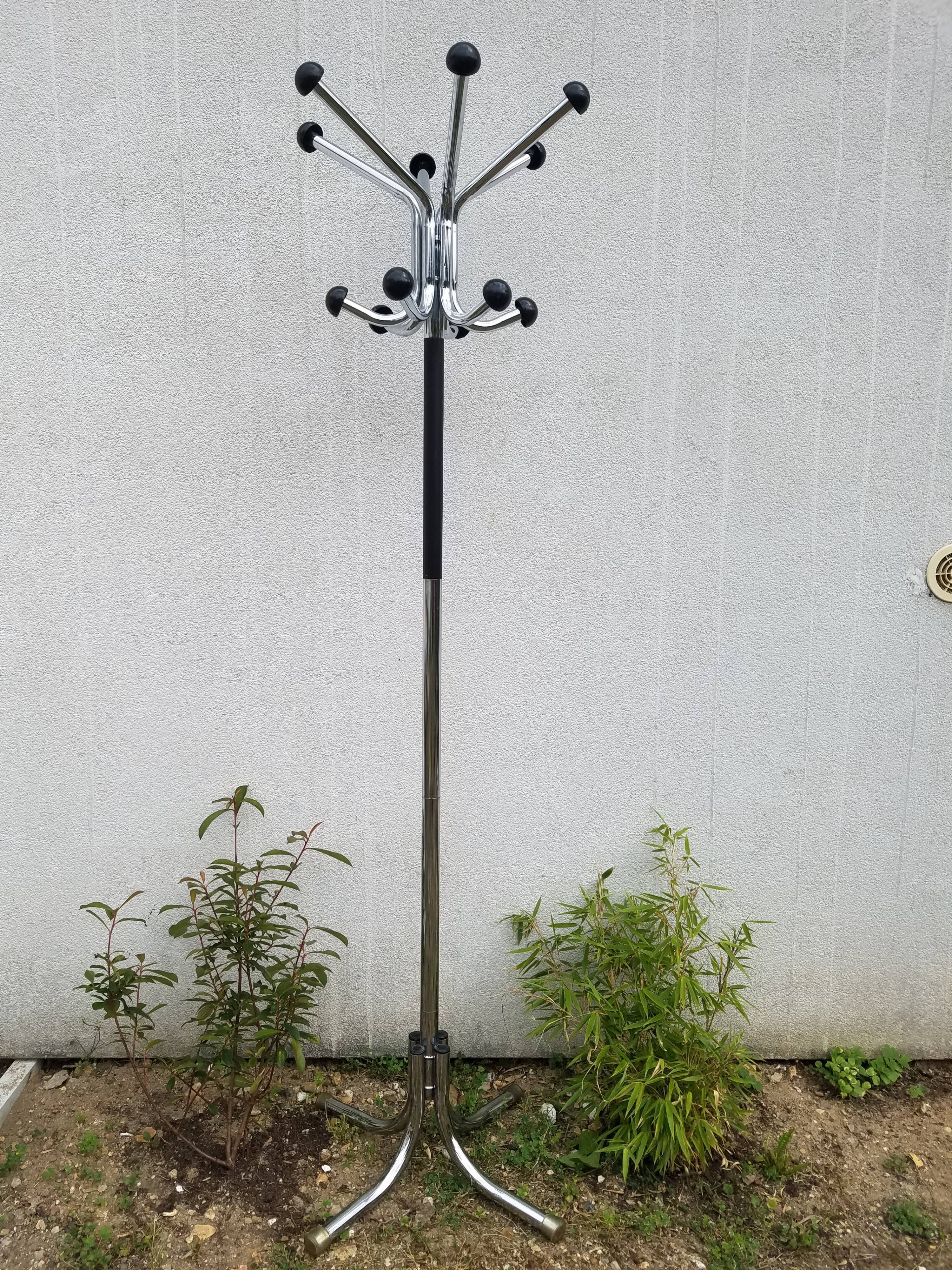 Vintage parrot coat rack