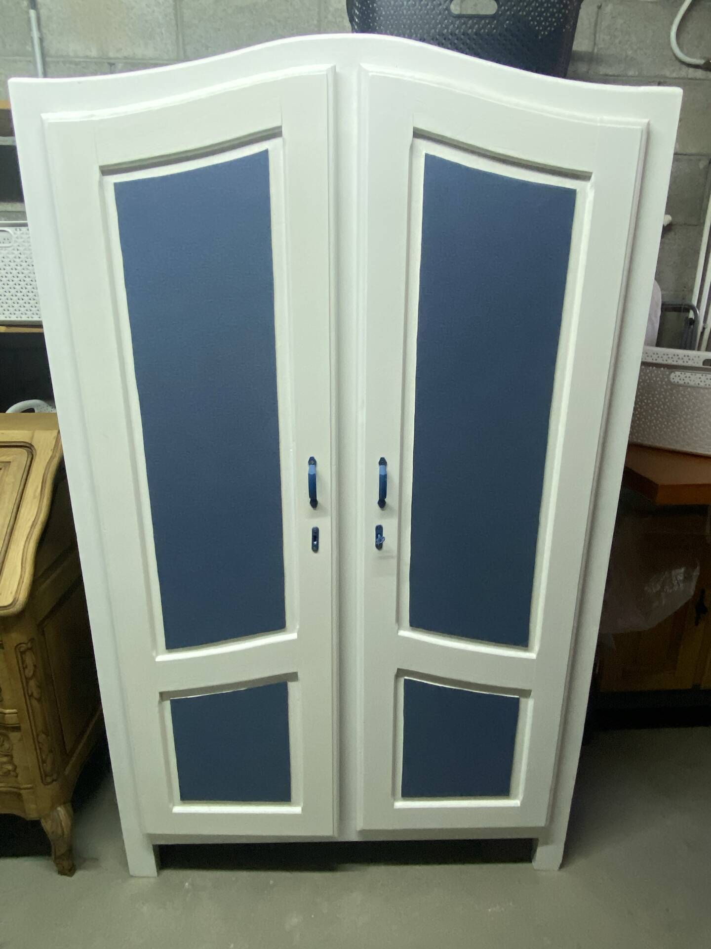 Dressing Room Revamped White/ Denim Fabric (Country Style - Shabby Chic)