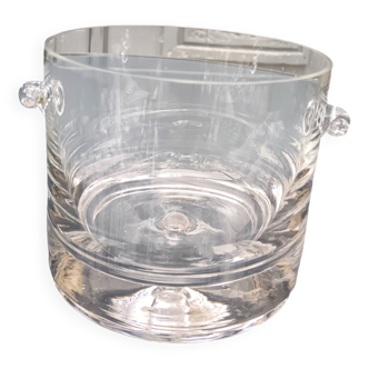 Ice bucket