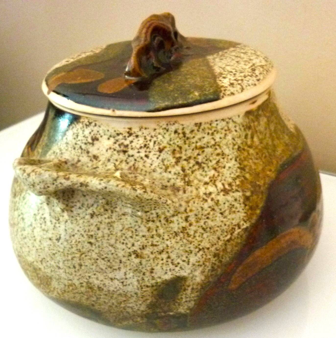 Vegetable dish, covered pot, glazed ceramic art, 1970s, signature to be identified