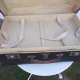Vintage trunk suitcase