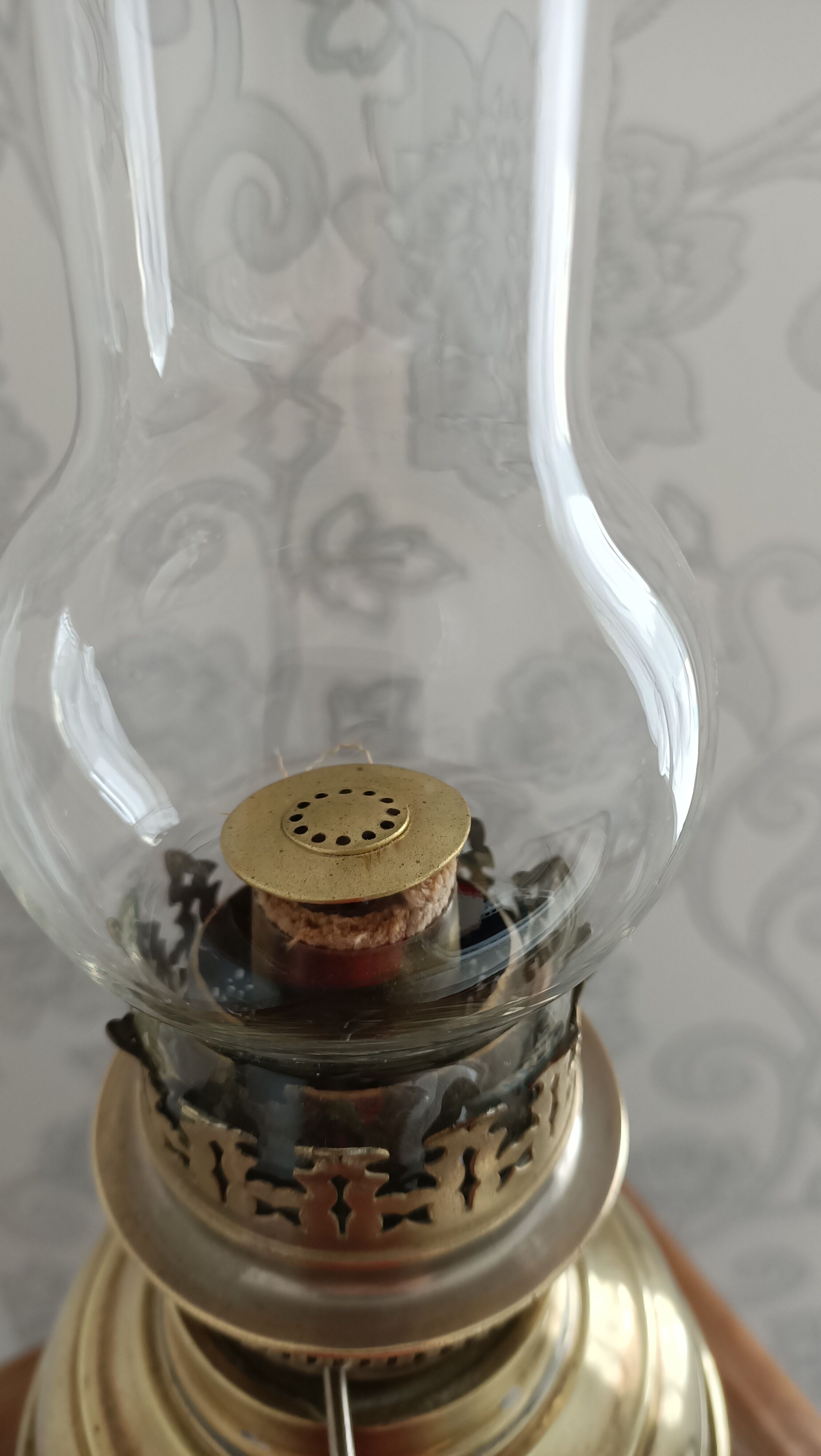 Kerosene lamp