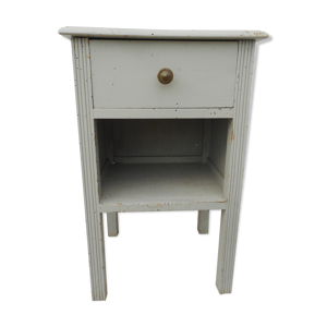 table d'appoint, une